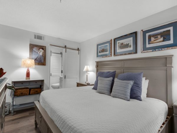 Destin One Bedroom Vacation Condo Sleeps 4