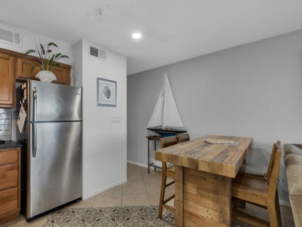 Destin One Bedroom Vacation Condo Sleeps 4
