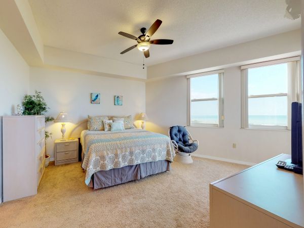 PALM COAST CORNER CONDO WITH OCEAN VIEW