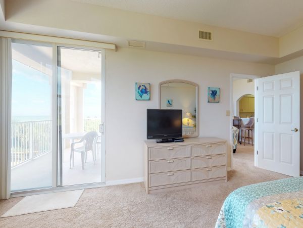 PALM COAST CORNER CONDO WITH OCEAN VIEW