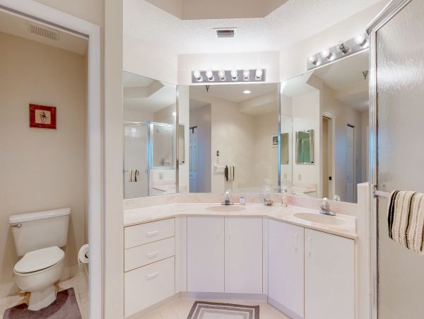 PALM COAST CORNER CONDO WITH OCEAN VIEW