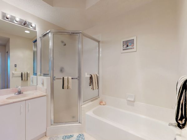 PALM COAST CORNER CONDO WITH OCEAN VIEW