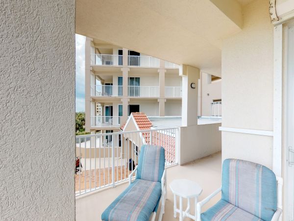PALM COAST CORNER CONDO WITH OCEAN VIEW