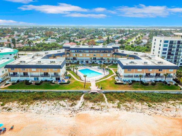 Daytona Beach Condo 957173