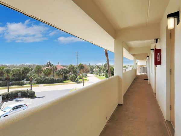 Daytona Beach Condo 957173