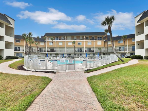 Daytona Beach Condo 957173