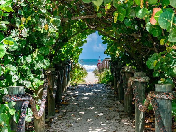Cocoa Beach Condo 957213