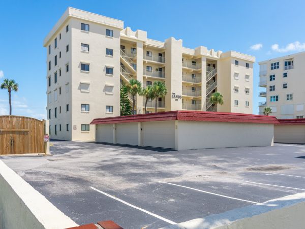 Cocoa Beach Condo 957213