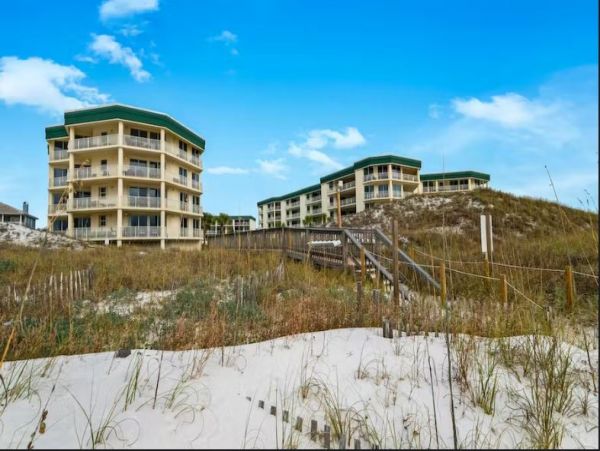 Beachfront Condo in Dune Allen Beach