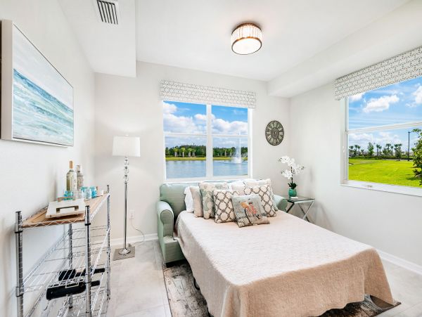 Luxury Two Bedroom Vacation Rental Condo in Kissimmee