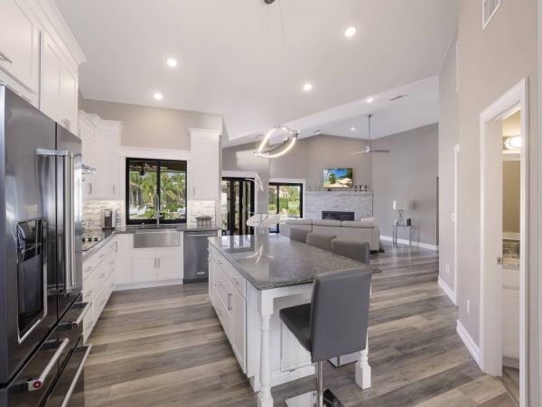 Contemporary Canal Front Home Private Pool in Marco Island