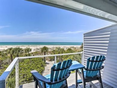 Beachfront 2 Bedroom Vacation Condo in Upper Captiva Island