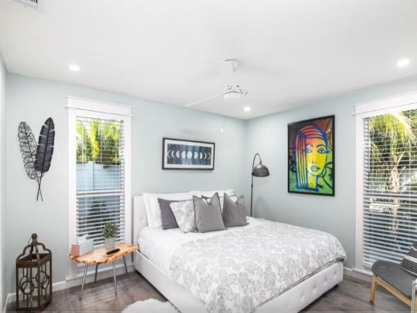 Four Bedroom Holmes Beach Vacation Home Sleeps 8 Guests