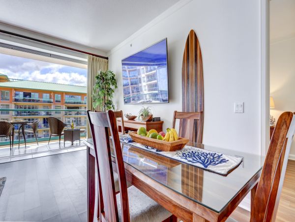 Two Luxury Condos with 4 Bedrooms Sleeps 12 Guests
