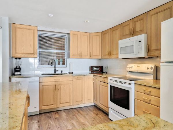 Treasure Island Condo 957301