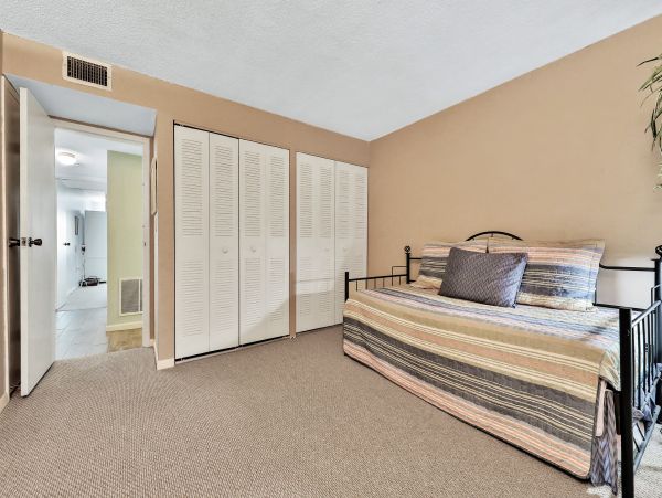Treasure Island Condo 957301