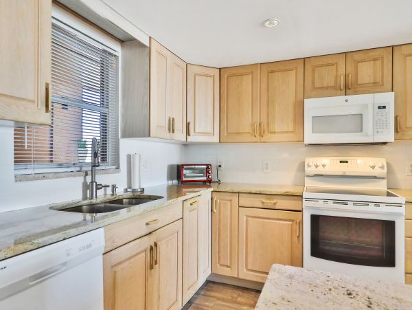 Treasure Island Condo 957301