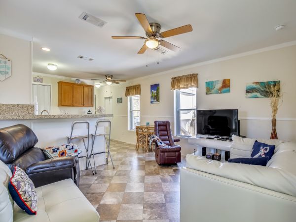 Short Walk to Beach Kay Largo Vacation Home Private Pool