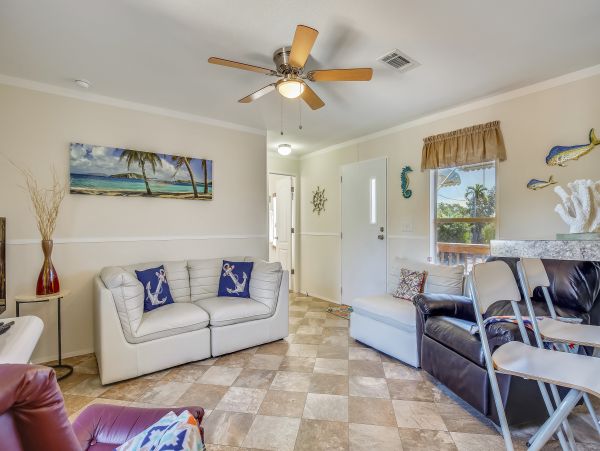 Short Walk to Beach Kay Largo Vacation Home Private Pool