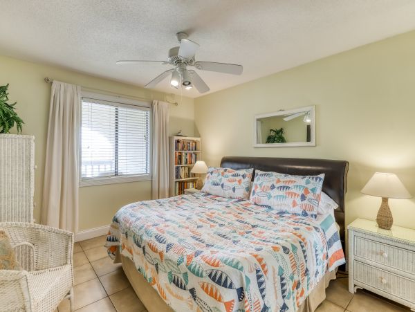 Navarre Beach Condo 957369