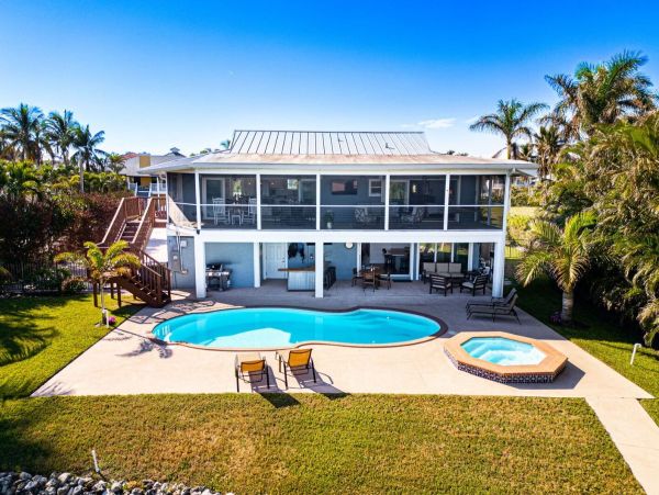 Three Bedroom Bonita Springs Vacation Home