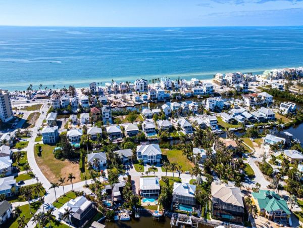 Three Bedroom Bonita Springs Vacation Home
