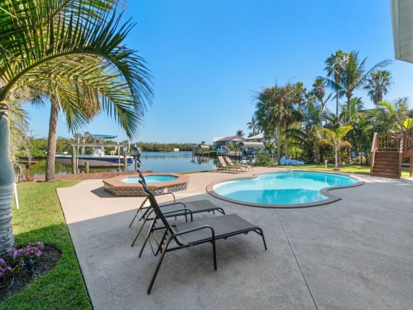 Three Bedroom Bonita Springs Vacation Home