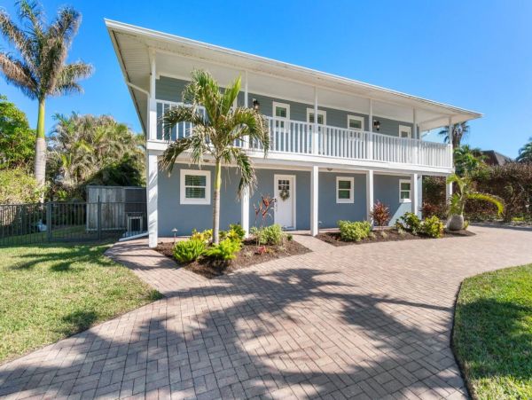 Three Bedroom Bonita Springs Vacation Home