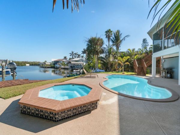 Three Bedroom Bonita Springs Vacation Home