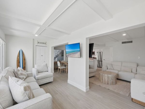 Elegant Beachfront Condo in Boca Grande - Ideal Coastal Retreat