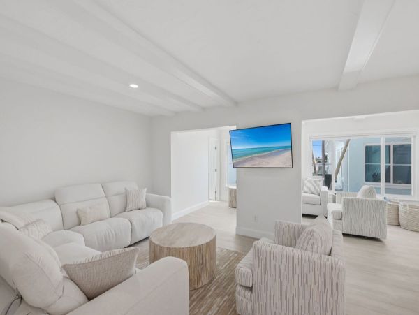 Elegant Beachfront Condo in Boca Grande - Ideal Coastal Retreat