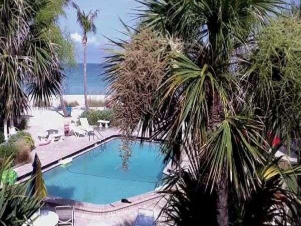 Beachfront Boca Grande 3 Bedroom Vacation Condo Sleeps Six