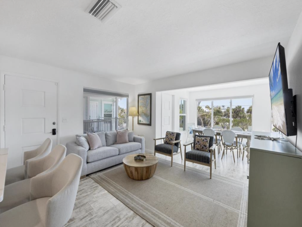Beachfront Boca Grande 3 Bedroom Vacation Condo Sleeps Six