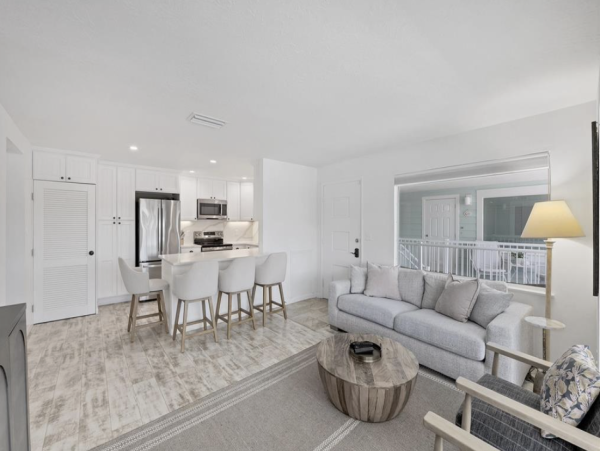 Beachfront Boca Grande 3 Bedroom Vacation Condo Sleeps Six