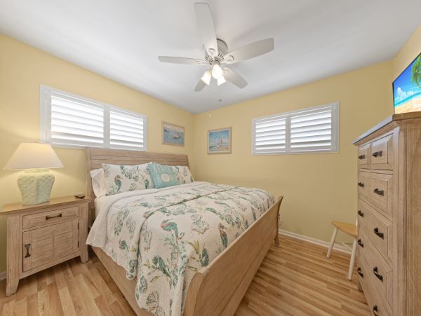 500 ft to the Beach Magnificent Fort Myers Rental