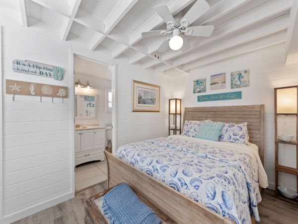 500 ft to the Beach Magnificent Fort Myers Rental