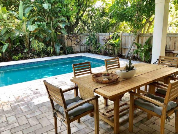 Four Bedrooms Fort Lauderdale Vacation Home Sleeps 8 Guests