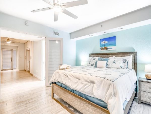Key Largo Vacation Condo Four Bedrooms Sleeps 10 Guests