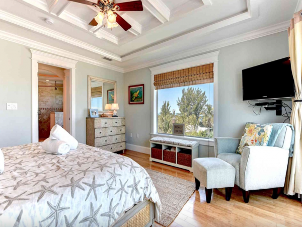 Luxury Anna Maria Vacation Pool Home Four Bedrooms Sleeps 10
