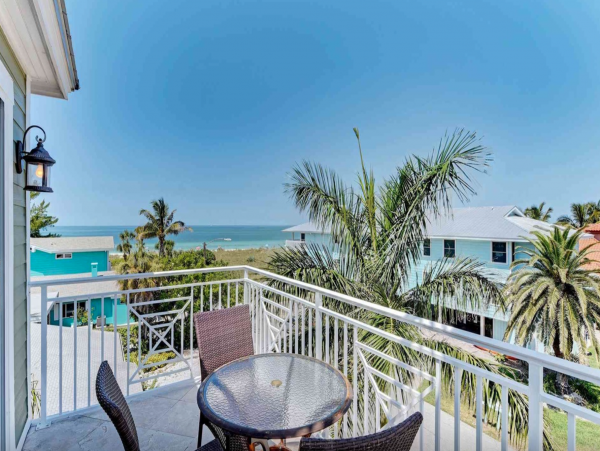 Luxury Anna Maria Vacation Pool Home Four Bedrooms Sleeps 10
