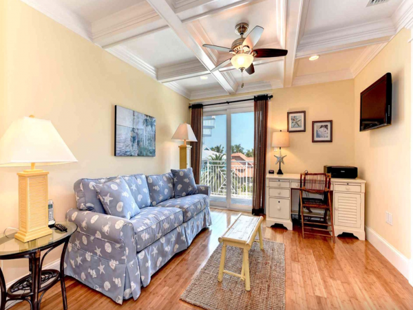 Luxury Anna Maria Vacation Pool Home Four Bedrooms Sleeps 10