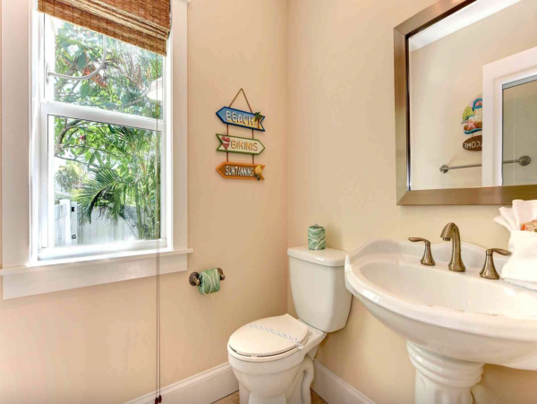 Luxury Anna Maria Vacation Pool Home Four Bedrooms Sleeps 10