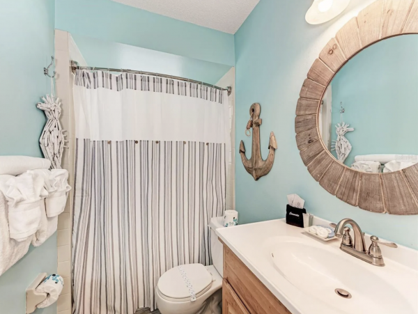 Five Bedroom Luxury Pool Home in Holmes Beach