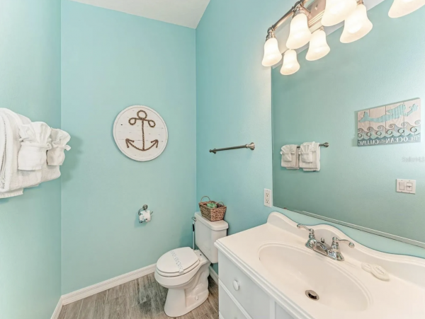 Five Bedroom Luxury Pool Home in Holmes Beach