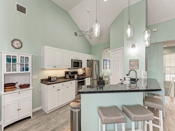 North End Vacation Home with Pool and Spa