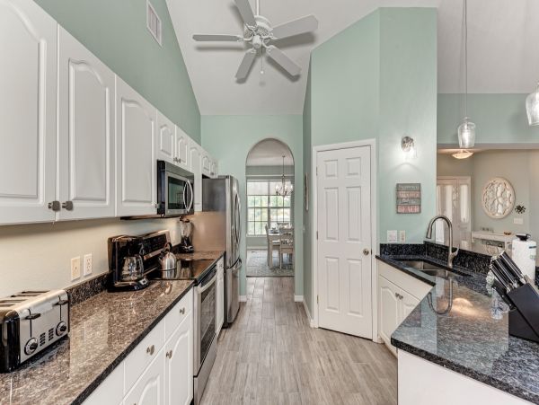 North End Vacation Home with Pool and Spa