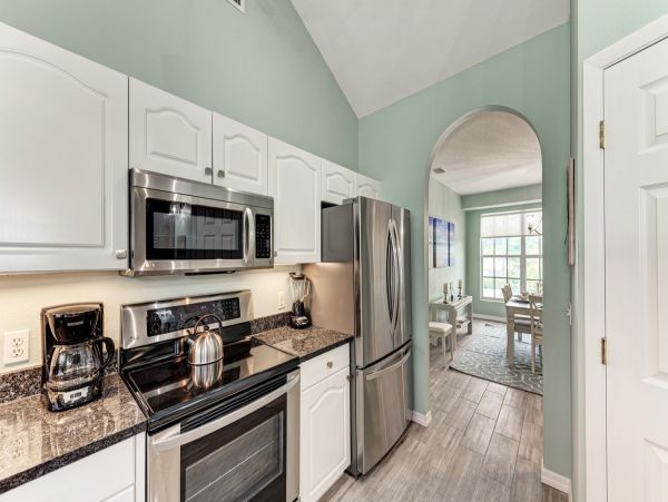 North End Vacation Home with Pool and Spa