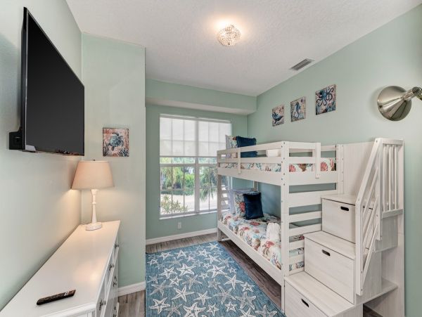 North End Vacation Home with Pool and Spa