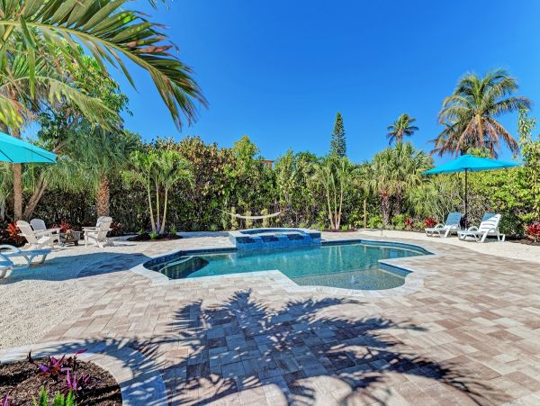 North End Vacation Home with Pool and Spa