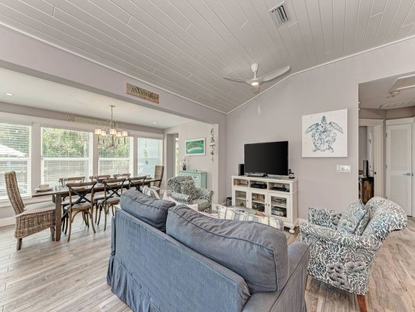Anna Maria Island Holmes Beach Home 957523